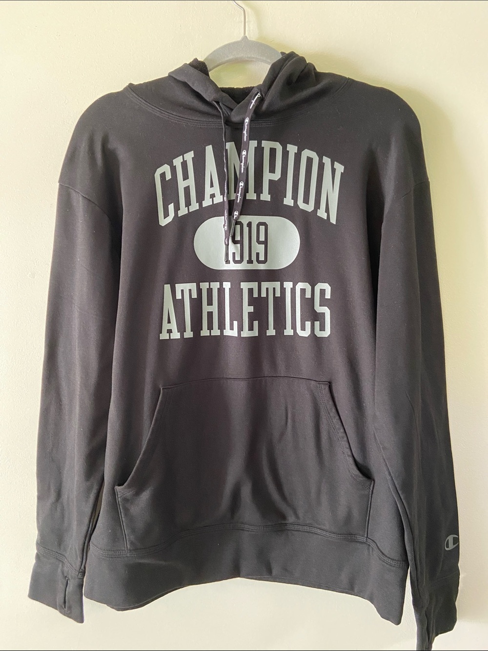 Men’s Champion Black Hoodie with Gray Athletic Print Size Medium EUC